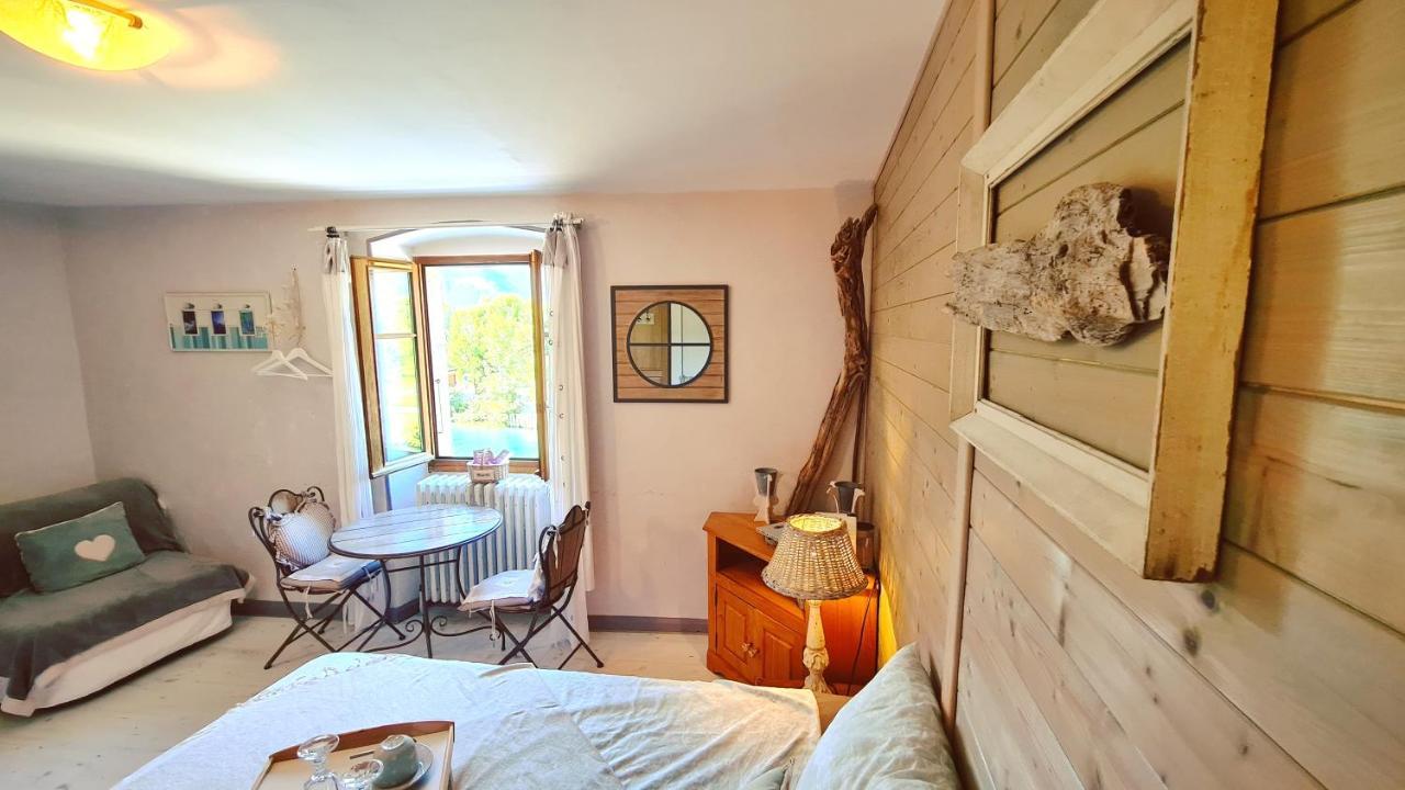 Bed and Breakfast Le Doux Nid Chanaz Exterior foto