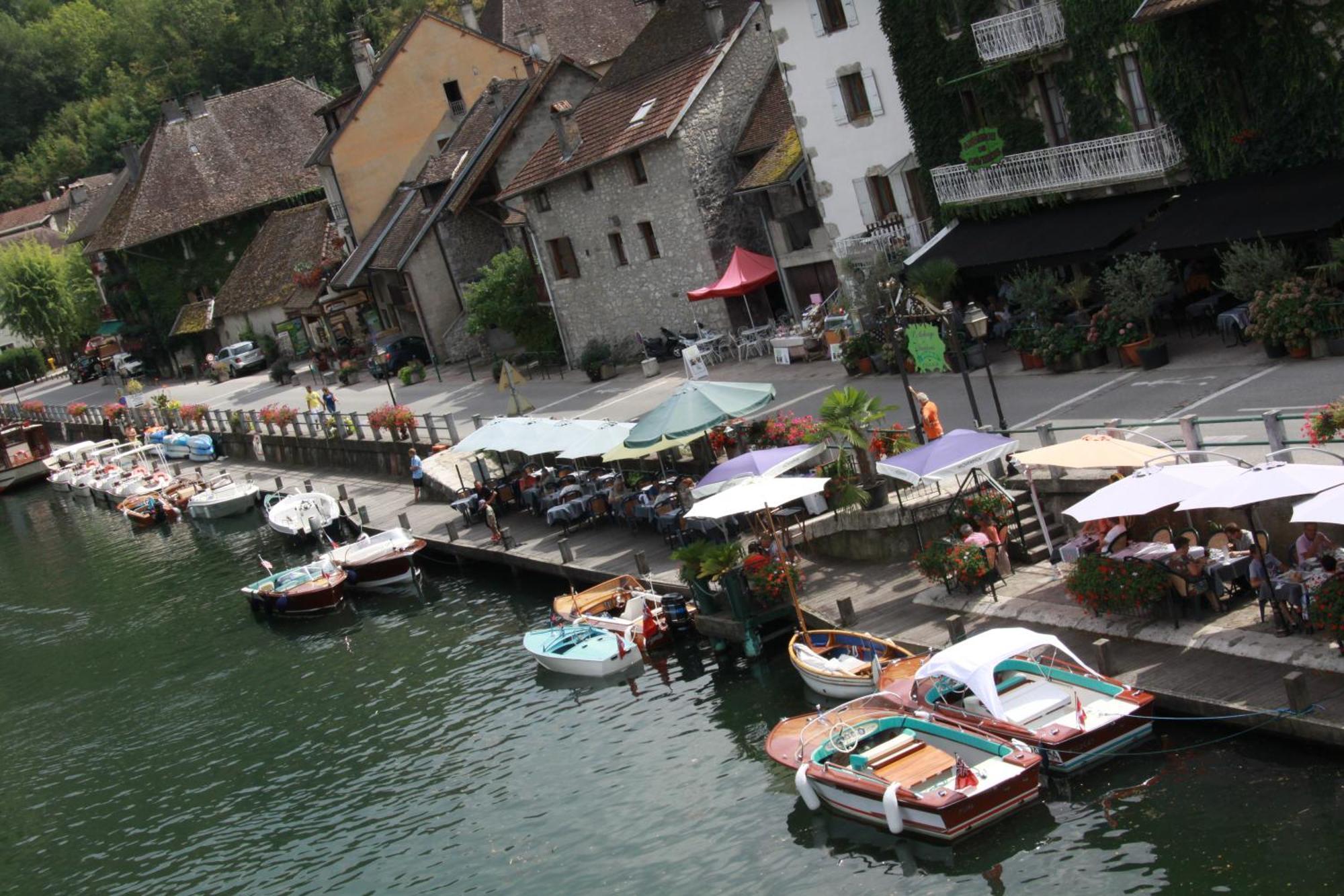 Bed and Breakfast Le Doux Nid Chanaz Exterior foto