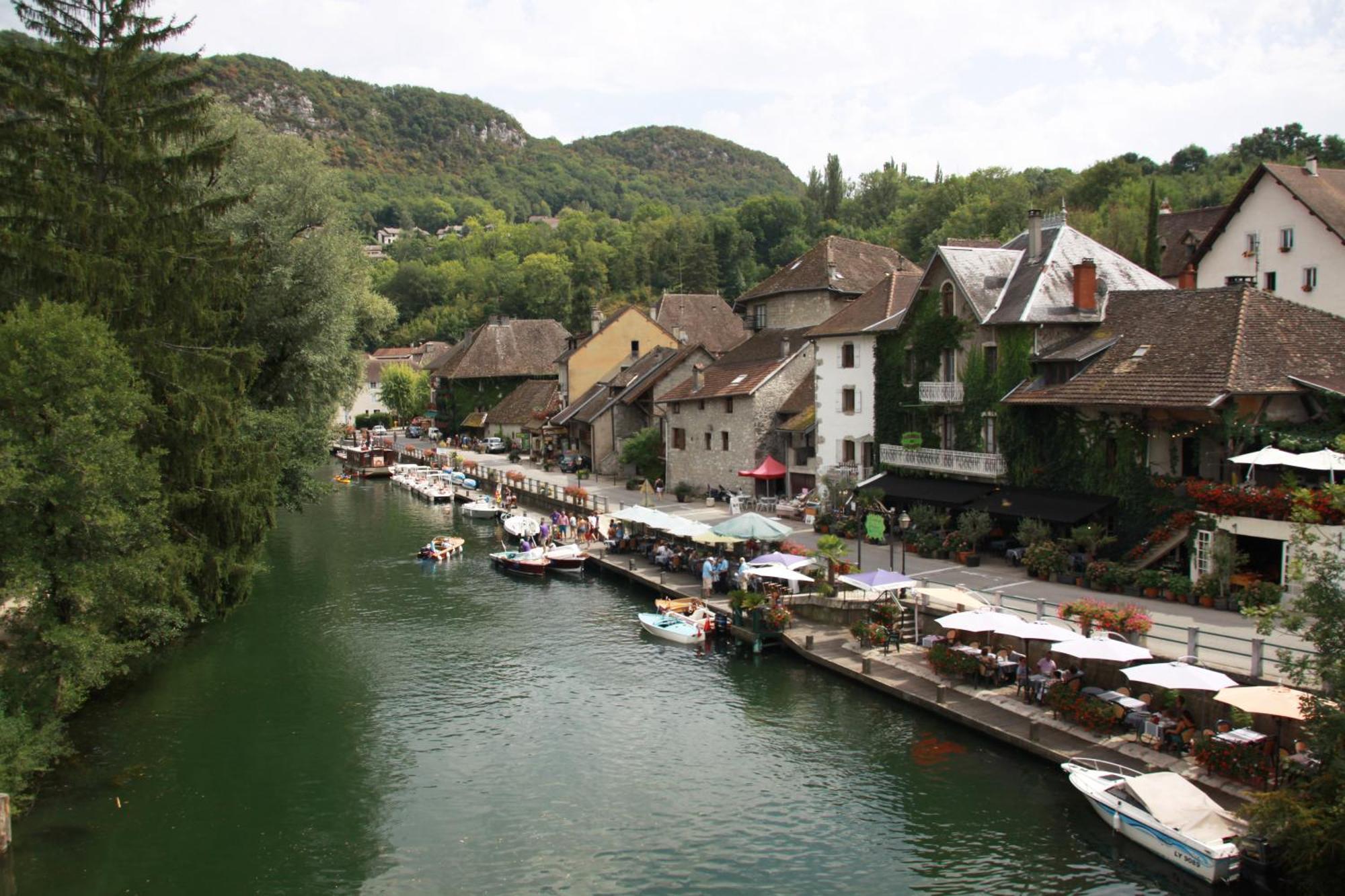 Bed and Breakfast Le Doux Nid Chanaz Exterior foto